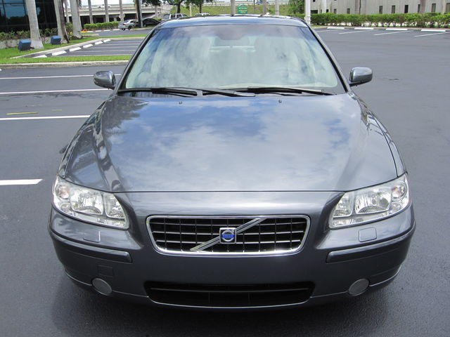 Volvo S60 2005 photo 24