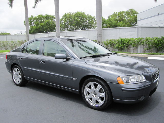 Volvo S60 2005 photo 30