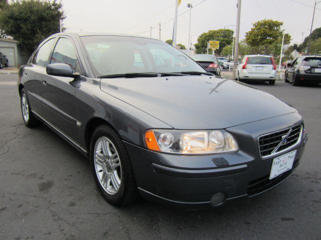 Volvo S60 2005 photo 4