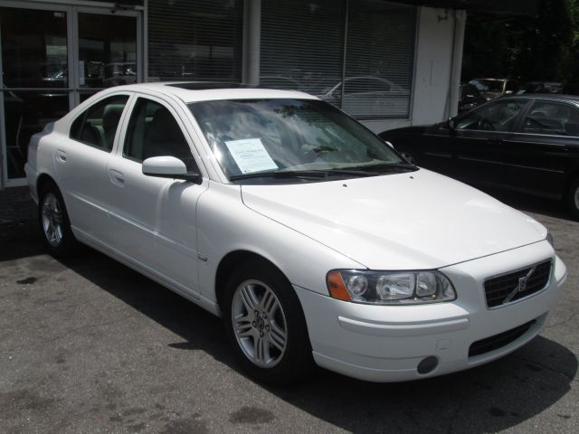 Volvo S60 2005 photo 2