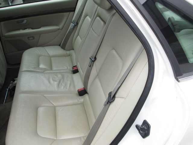 Volvo S60 2005 photo 8