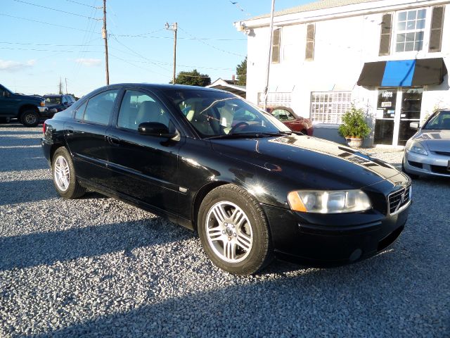 Volvo S60 2005 photo 2