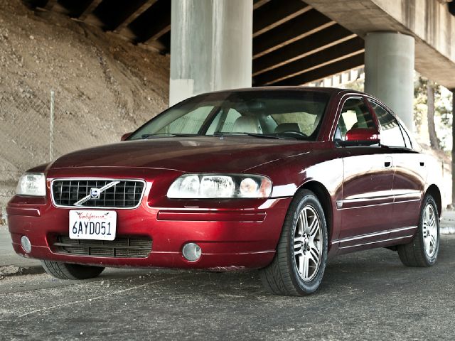 Volvo S60 2005 photo 4