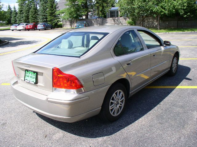 Volvo S60 2005 photo 4