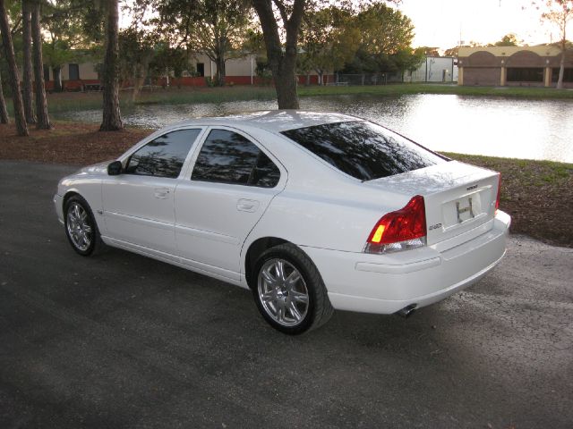 Volvo S60 2006 photo 2