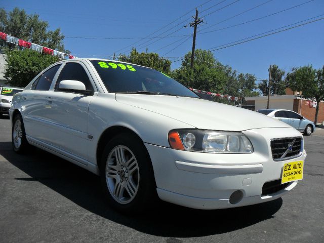 Volvo S60 2006 photo 2