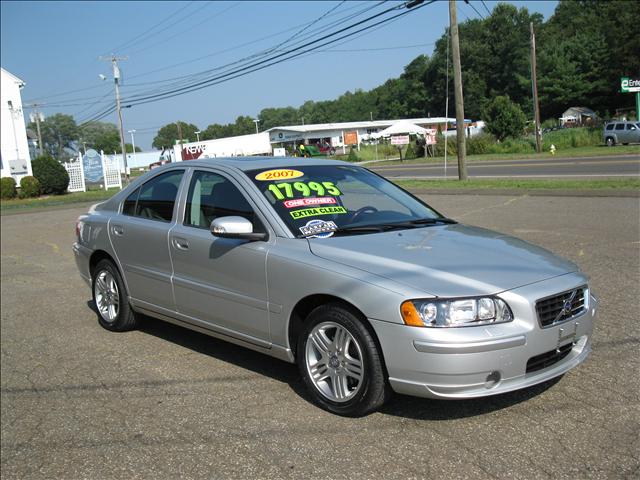 Volvo S60 2007 photo 2