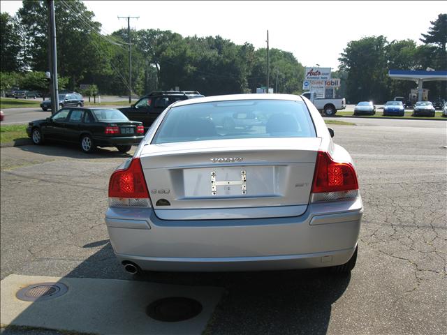 Volvo S60 2007 photo 3