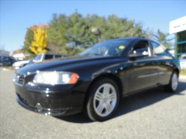 Volvo S60 4WD 4dr Sport Sedan