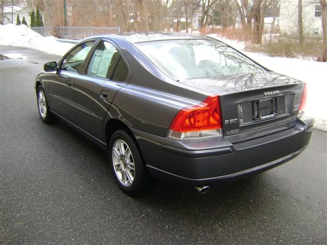 Volvo S60 2007 photo 2