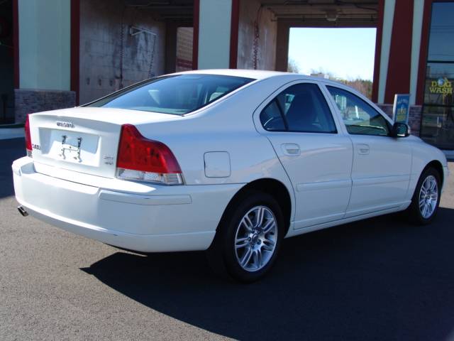 Volvo S60 2008 photo 5