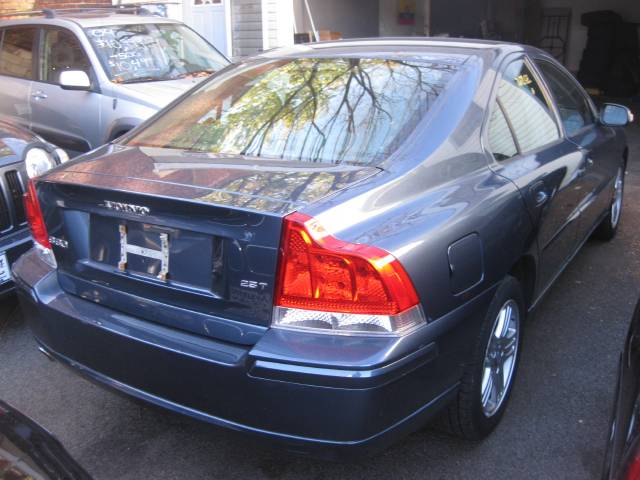 Volvo S60 4WD 4dr Sport Sedan