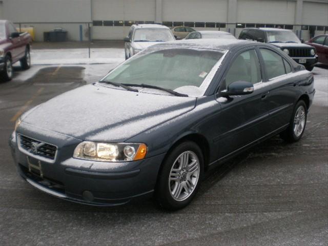 Volvo S60 2008 photo 1