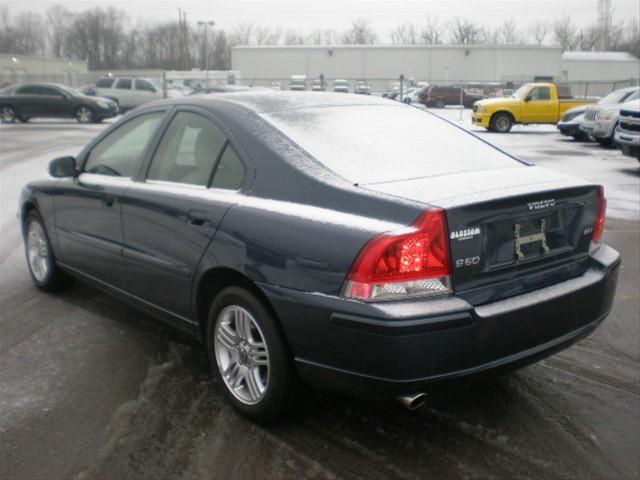 Volvo S60 2008 photo 3