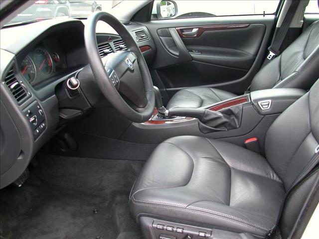 Volvo S60 2008 photo 16