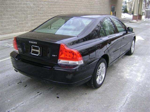 Volvo S60 2008 photo 3