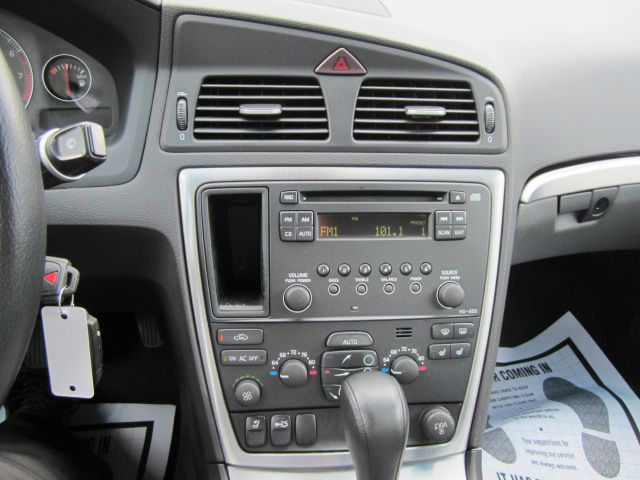 Volvo S60 2008 photo 5