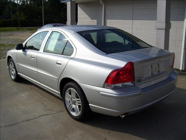 Volvo S60 2008 photo 3