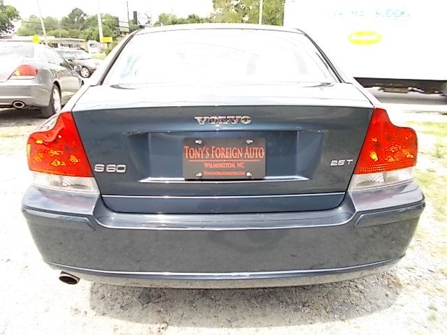 Volvo S60 2008 photo 4