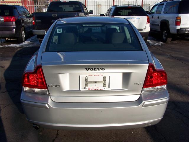 Volvo S60 2008 photo 5