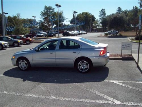 Volvo S60 2009 photo 1