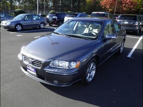 Volvo S60 2009 photo 2