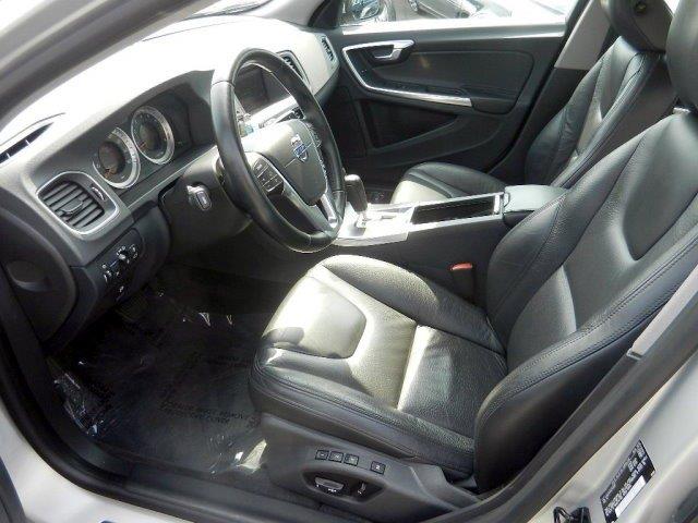 Volvo S60 2012 photo 3