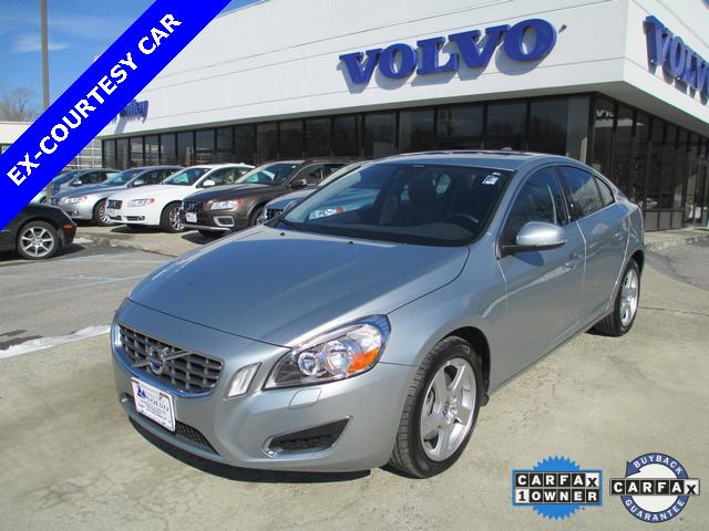 Volvo S60 2013 photo 3