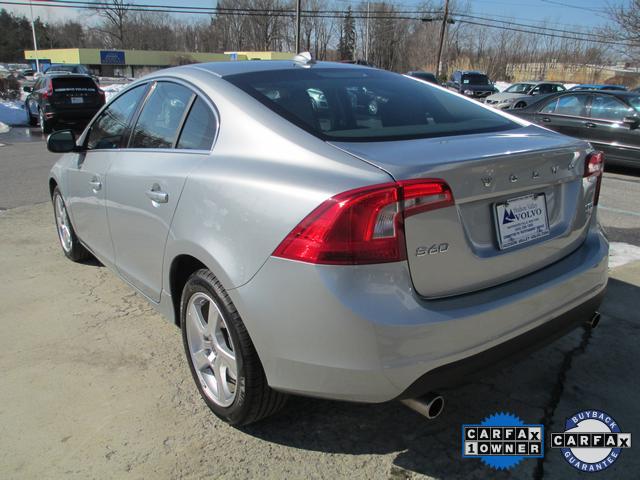 Volvo S60 2013 photo 5