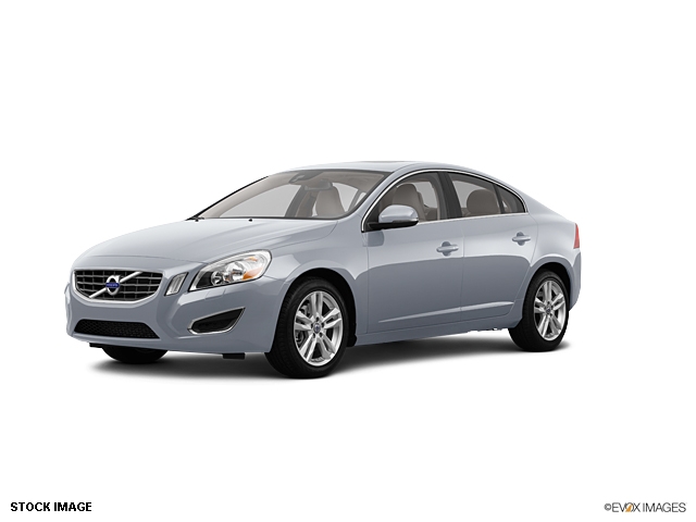 Volvo S60 2013 photo 4