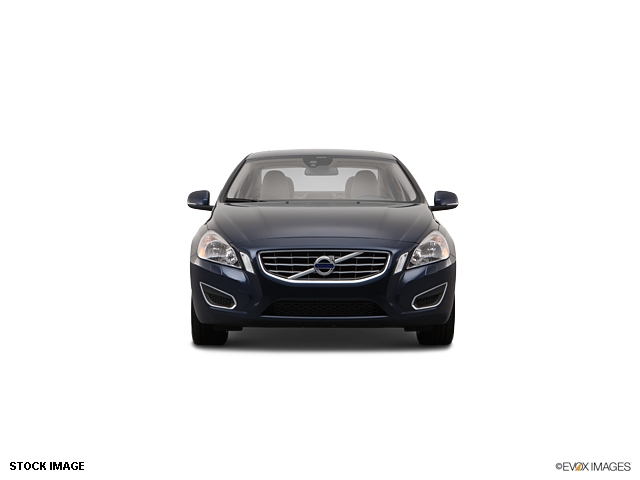 Volvo S60 2013 photo 2