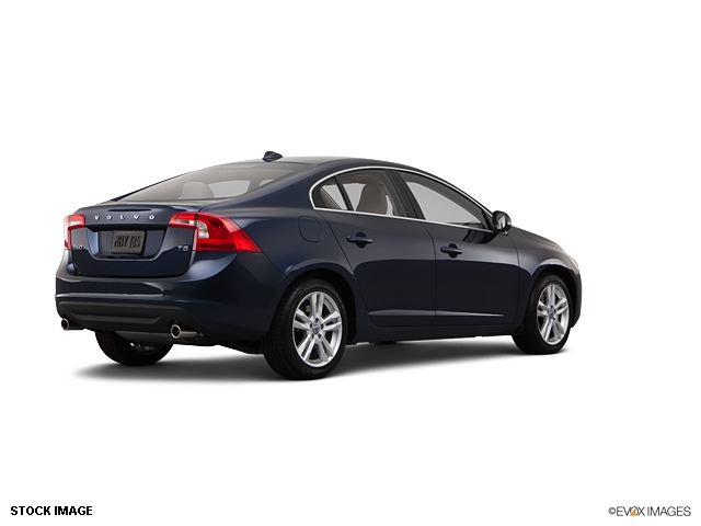 Volvo S60 2013 photo 3