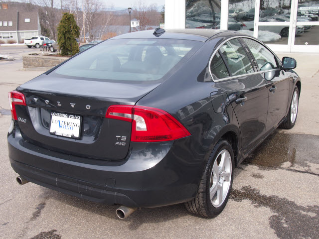 Volvo S60 2013 photo 5