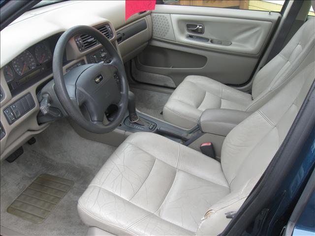 Volvo S70 1998 photo 2