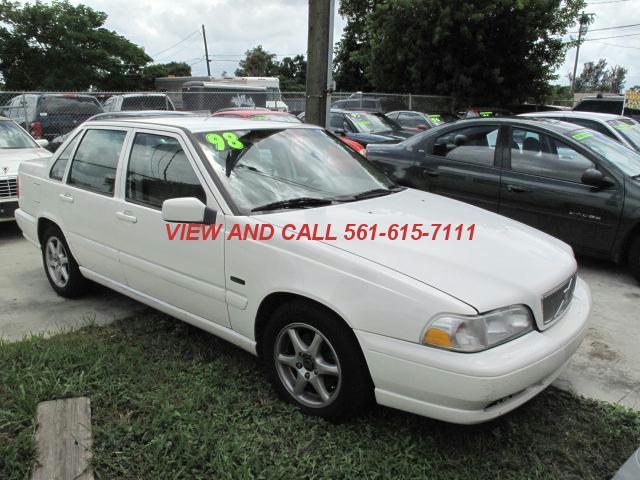 Volvo S70 1998 photo 2