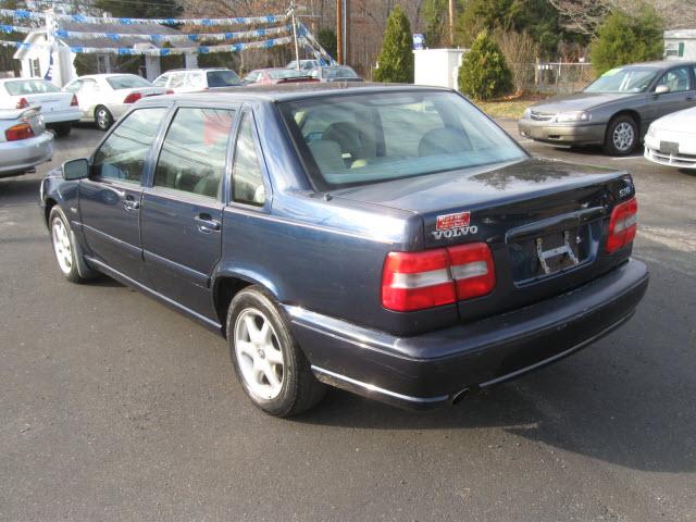 Volvo S70 1998 photo 2