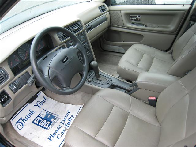 Volvo S70 1998 photo 3