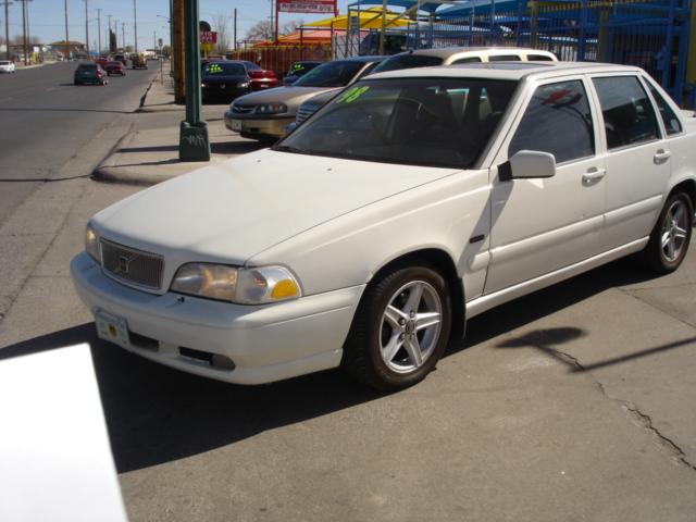 Volvo S70 1998 photo 1