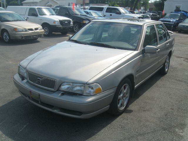 Volvo S70 1998 photo 1