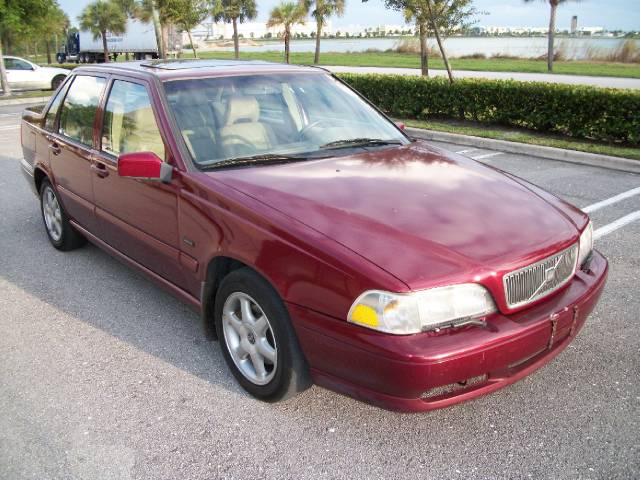 Volvo S70 Unknown Sedan