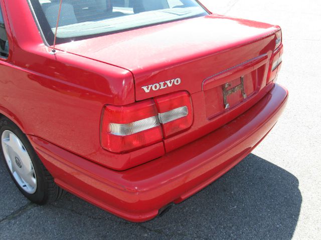 Volvo S70 1999 photo 21