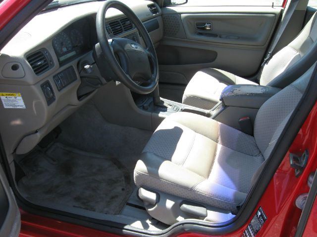 Volvo S70 1999 photo 29