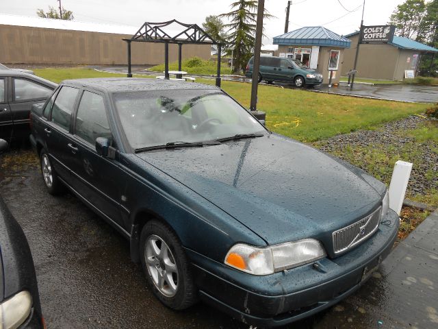 Volvo S70 1999 photo 2