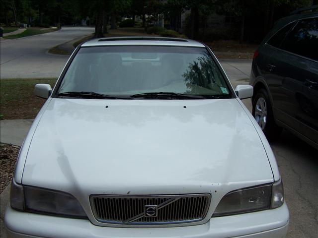 Volvo S70 1999 photo 2