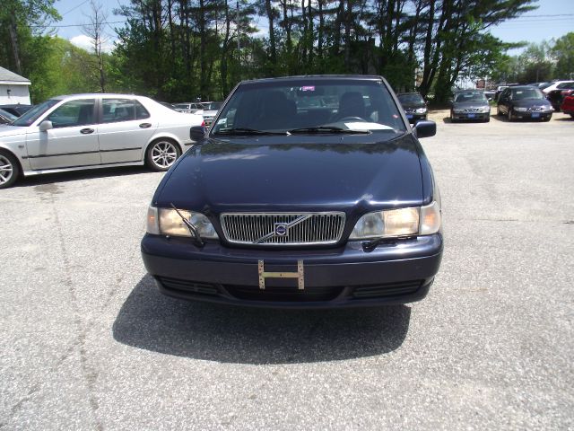 Volvo S70 1999 photo 1