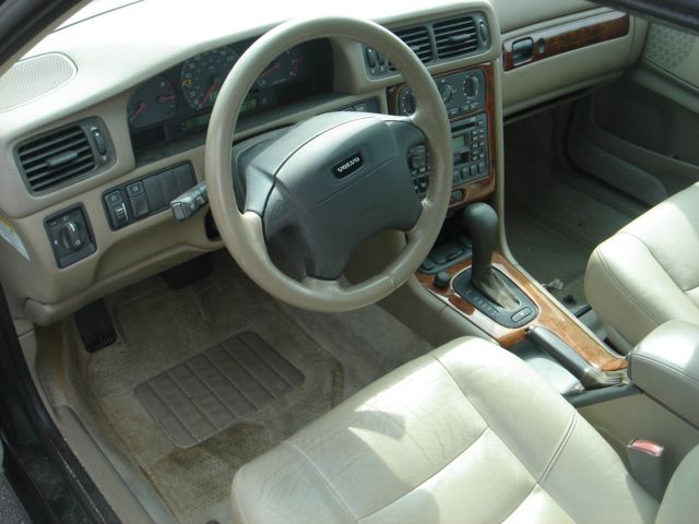 Volvo S70 1999 photo 13