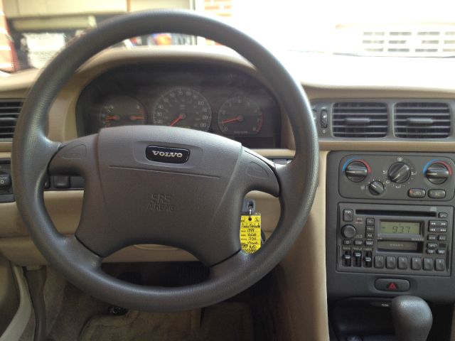 Volvo S70 1999 photo 20