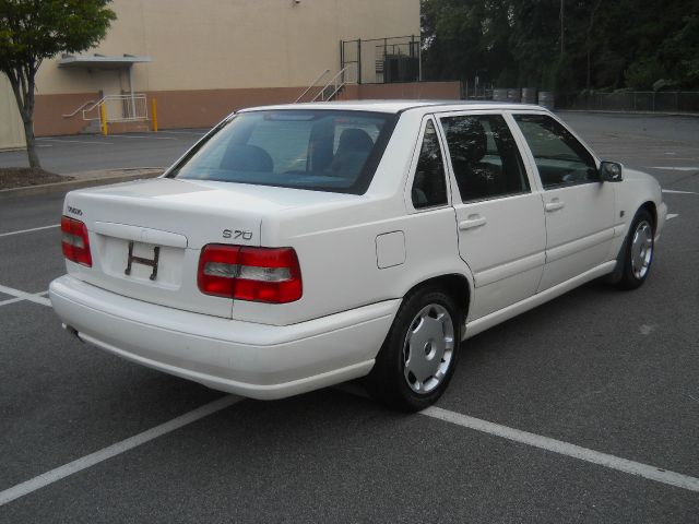 Volvo S70 1999 photo 3