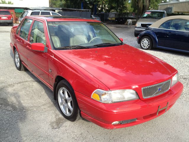 Volvo S70 2000 photo 1