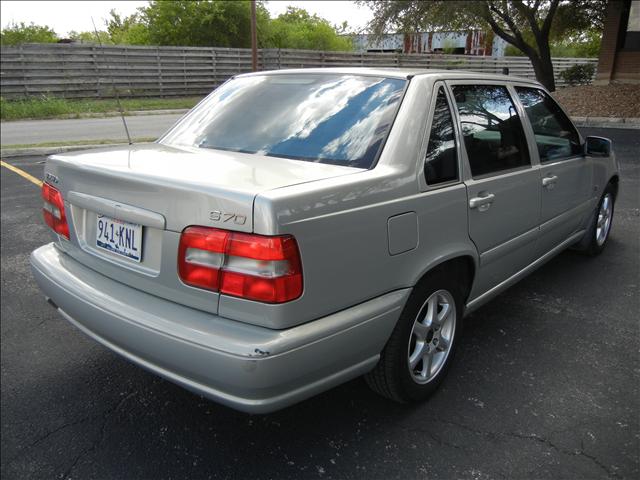 Volvo S70 2000 photo 2